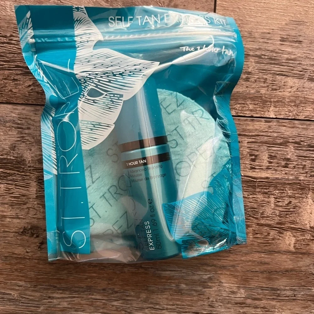 NWT St. Tropez Self Tan Express 2 Piece kit
